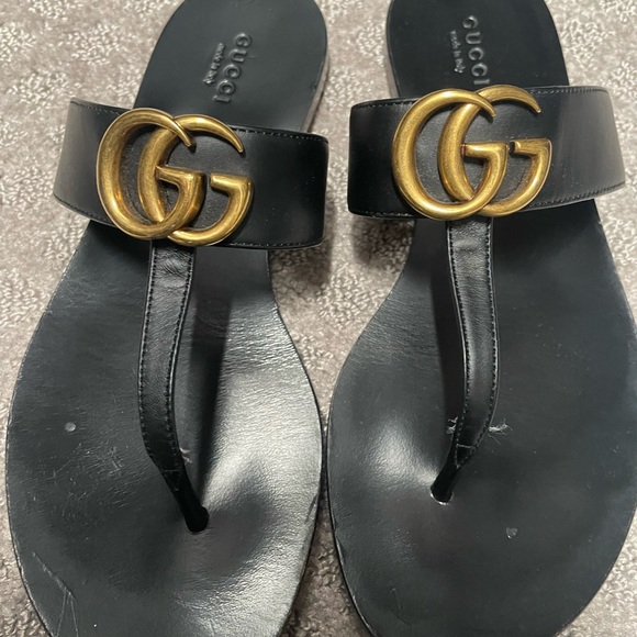 Gucci Flat Thong Marmont Sandal - Picture 2 of 3